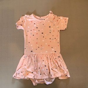 Posh peanut stars twirl